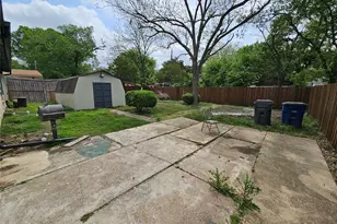 2402 Housley Dr, Dallas, TX 75228 - Photo 27