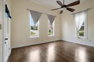 310 E 3rd St, Mt Pleasant, TX 75455 - Photo 7