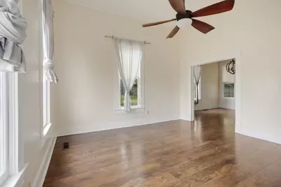 310 E 3rd St., Mt Pleasant, TX 75455 - Photo 5