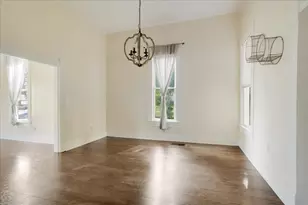 310 E 3rd St, Mt Pleasant, TX 75455 - Photo 9