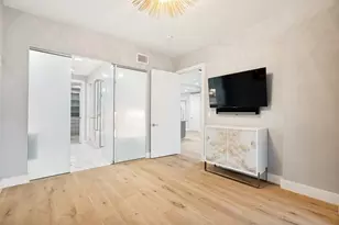 3130 N Harwood St, Dallas, TX 75201 - Photo 13