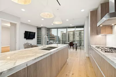 3130 N Harwood Street #905, Dallas, TX 75201 - Photo 9