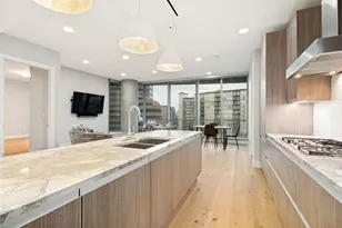 3130 N Harwood St, Dallas, TX 75201 - Photo 9