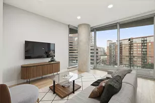 3130 N Harwood St, Dallas, TX 75201 - Photo 3