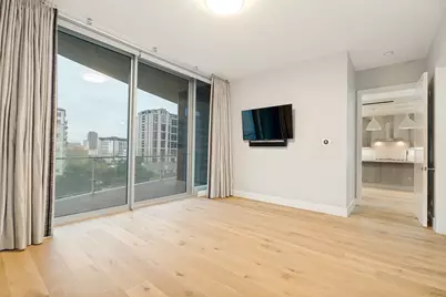 3130 N Harwood Street #905, Dallas, TX 75201 - Photo 17
