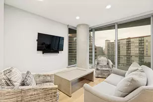 3130 N Harwood St, Dallas, TX 75201 - Photo 5
