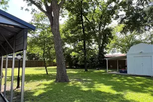701 Johnson, Terrell, TX 75160 - Photo 33