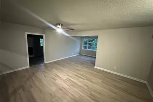 2908 Binyon St, Fort Worth, TX 76133 - Photo 5