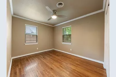 819 Del Mar Lane, Arlington, TX 76012 - Photo 23