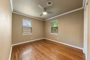 819 Del Mar Ln, Arlington, TX 76012 - Photo 23