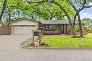 819 Del Mar Ln, Arlington, TX 76012 - Photo 1