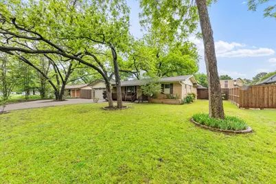 819 Del Mar Lane, Arlington, TX 76012 - Photo 7