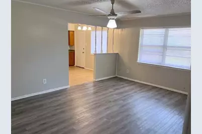 806 Phillips Drive, Ennis, TX 75119 - Photo 5