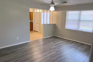 806 Phillips Dr, Ennis, TX 75119 - Photo 5
