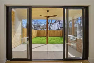 4220 Munger Ave, Dallas, TX 75204 - Photo 11