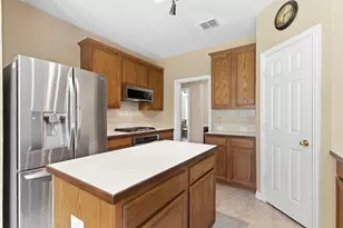1623 Clarke Springs Dr, Allen, TX 75002 - Photo 17