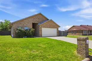 1502 Reed St, Greenville, TX 75401 - Photo 3