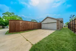 4420 Seville Ln, McKinney, TX 75070 - Photo 39