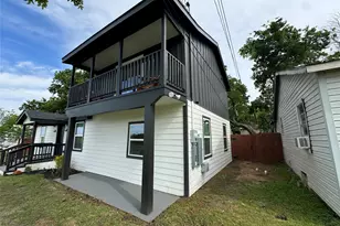 513 W South St, Whitesboro, TX 76273 - Photo 3