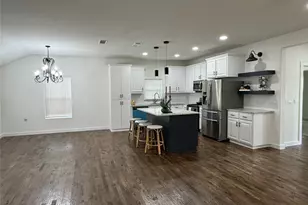 513 W South St, Whitesboro, TX 76273 - Photo 5