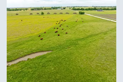 1010 County Road 382, Era, TX 76238 - Photo 25