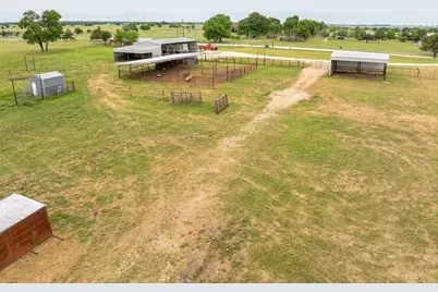 1010 County Road 382, Era, TX 76238 - Photo 37