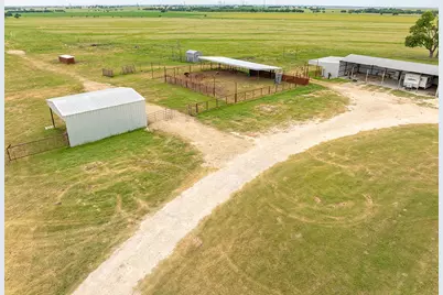 1010 County Road 382, Era, TX 76238 - Photo 21