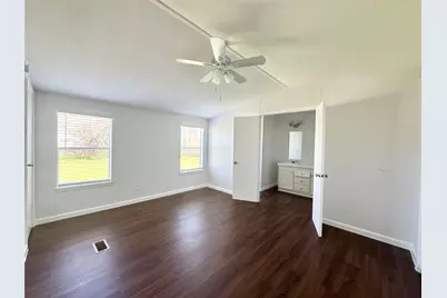 4201 N Interstate Highway 45, Ennis, TX 75119 - Photo 21