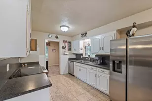 313 Shadywood Ln, Seagoville, TX 75159 - Photo 9