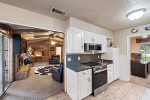 313 Shadywood Ln, Seagoville, TX 75159 - Photo 9