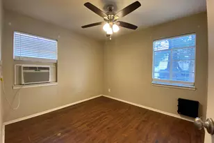 1813 Wayne St, Denton, TX 76209 - Photo 15