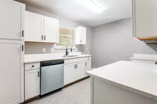 728 Oceanview Dr, Dallas, TX 75232 - Photo 9