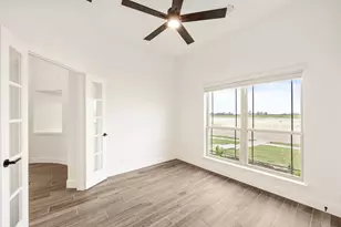 409 Loftsmoor Ln, Red Oak, TX 75154 - Photo 7