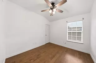 2008 Archer Dr, Grand Prairie, TX 75052 - Photo 11