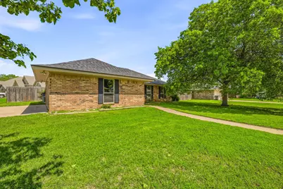 1318 Fairway Drive, Graham, TX 76450 - Photo 3