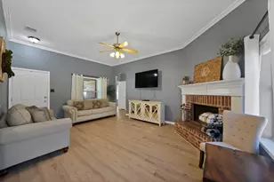 133 Miramar Cir, Weatherford, TX 76085 - Photo 11