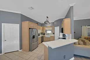 133 Miramar Cir, Weatherford, TX 76085 - Photo 11
