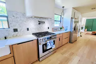 2908 Washington St, Commerce, TX 75428 - Photo 5