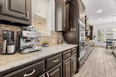 1421 8th Street, Argyle, TX 76226 - Photo 3