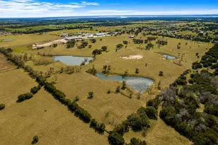 277 Deer Shadow Cir, Whitney, TX 76692 - Photo 3