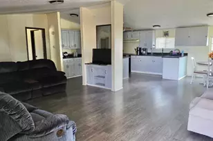 277 Deer Shadow Cir, Whitney, TX 76692 - Photo 7