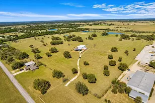 277 Deer Shadow Cir, Whitney, TX 76692 - Photo 5
