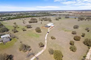 277 Deer Shadow Cir, Whitney, TX 76692 - Photo 9