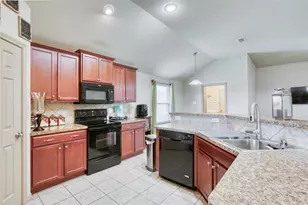 12109 Castleford Way, Fort Worth, TX 76036 - Photo 11