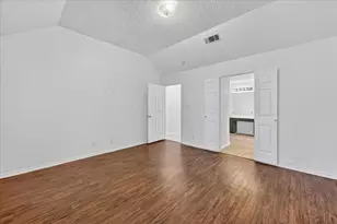 819 Tifton Ct, Lancaster, TX 75146 - Photo 7