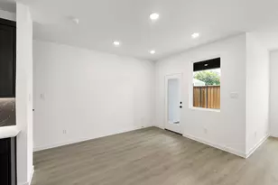 6927 Mission Tejas Dr, Dallas, TX 75228 - Photo 13