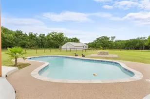 4895 Meadow Breeze Ct, Fort Worth, TX 76140 - Photo 19