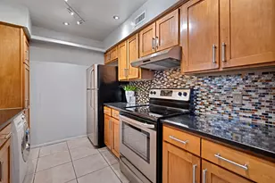10536 Stone Canyon Rd, Dallas, TX 75230 - Photo 7