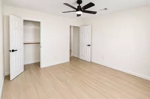 325 Juniper Dr, Arlington, TX 76018 - Photo 25