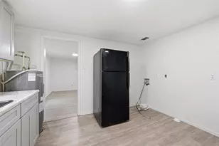 1827 Wood Ave, Waco, TX 76706 - Photo 7